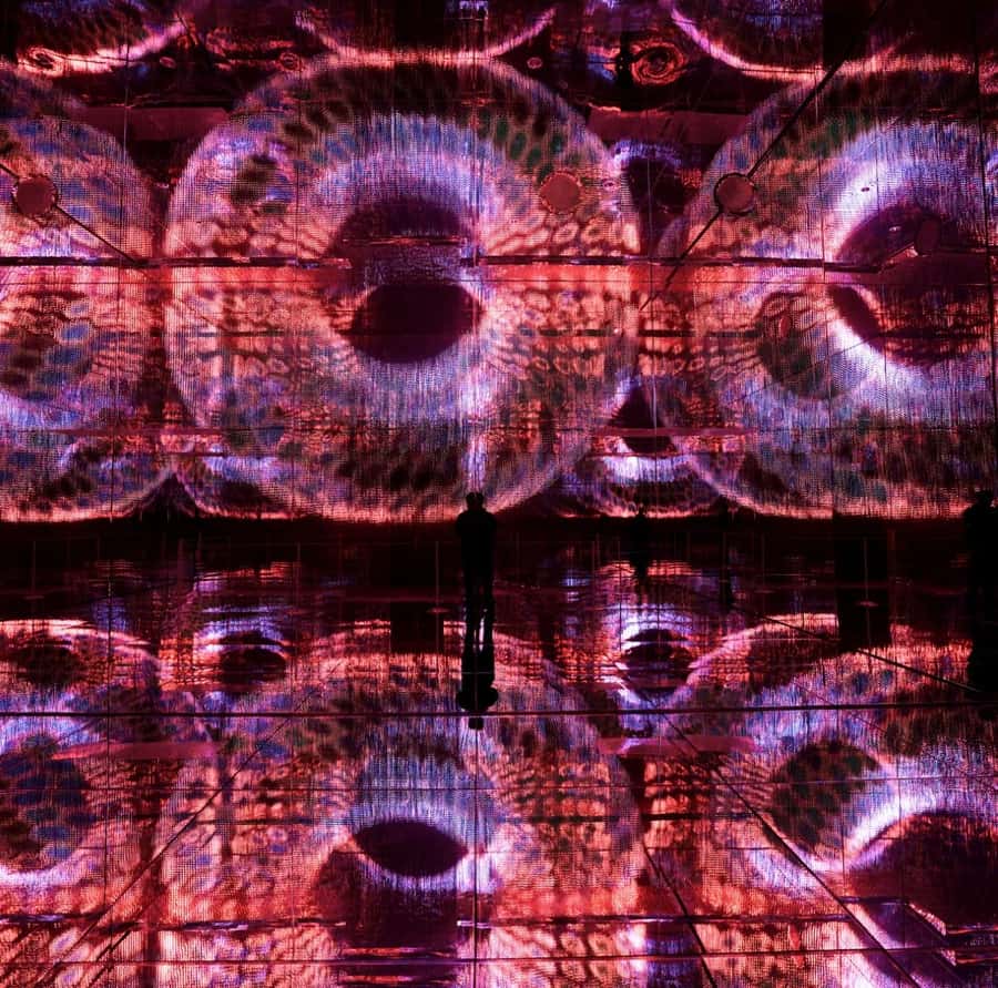 NYC: Mercer Labs Museum of Art and Technology - The 507,000-LED infinity room is the big visual payoff
