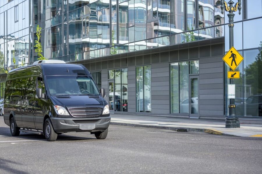 NYC: Private JFK Airport Transfer From/To Manhattan - Picking the right vehicle and group size