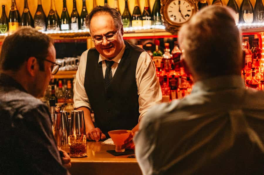 NYC: Speakeasy Drinks and Prohibition History Tour - Who should book this experience?