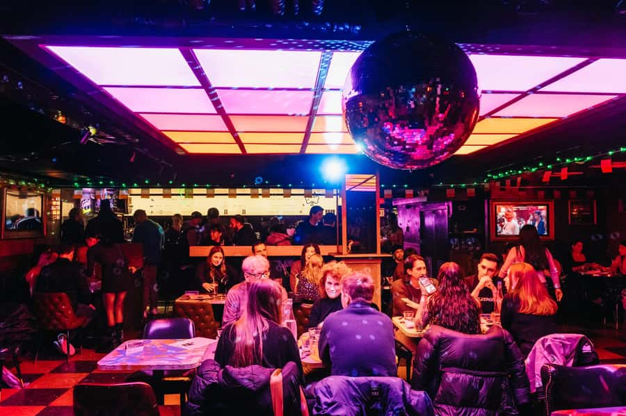 NYC: Speakeasy Drinks and Prohibition History Tour - A social walk, not a private tasting