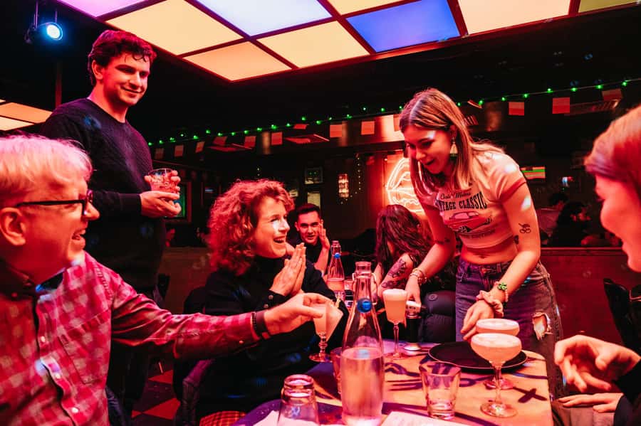 NYC: Speakeasy Drinks and Prohibition History Tour - Stop one: gangsters, bootleggers, and old New York bars