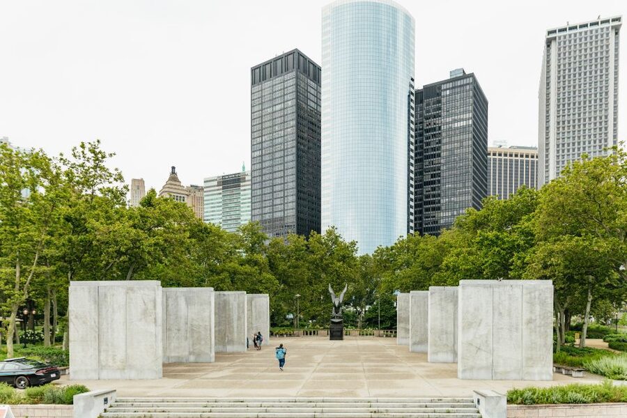 NYC: Statue of Liberty and Ellis Island Guided Tour - Two hours or four hours?