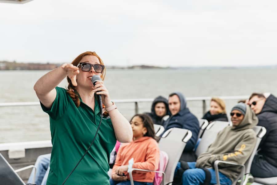 NYC: Statue of Liberty Express Skip-the-Box-Office Cruise - Passing the Brooklyn Bridge from the water