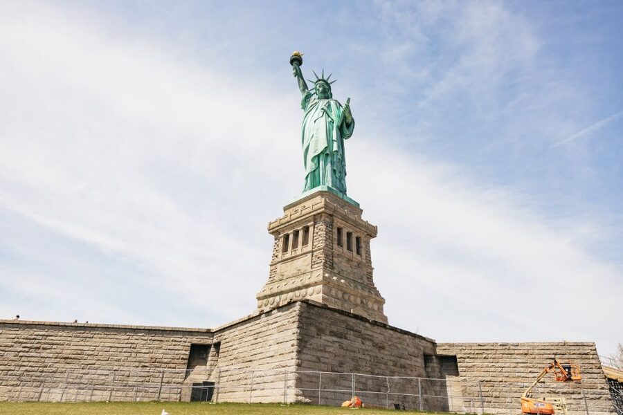 NYC: Wall Street Tour with 9/11 Memorial and Statue Ferry - Ellis Island is optional, not a guided extension