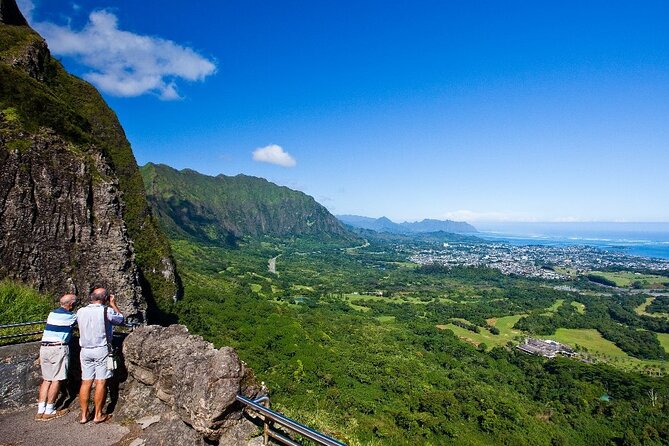 Oahu Circle Island Tour with Waimea Waterfall - Guides, group size, and the value of $154
