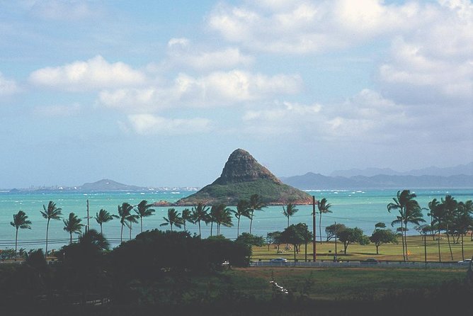 Oahu Deluxe Grand Circle Island Tour - Mokoliʻi and the windward coast