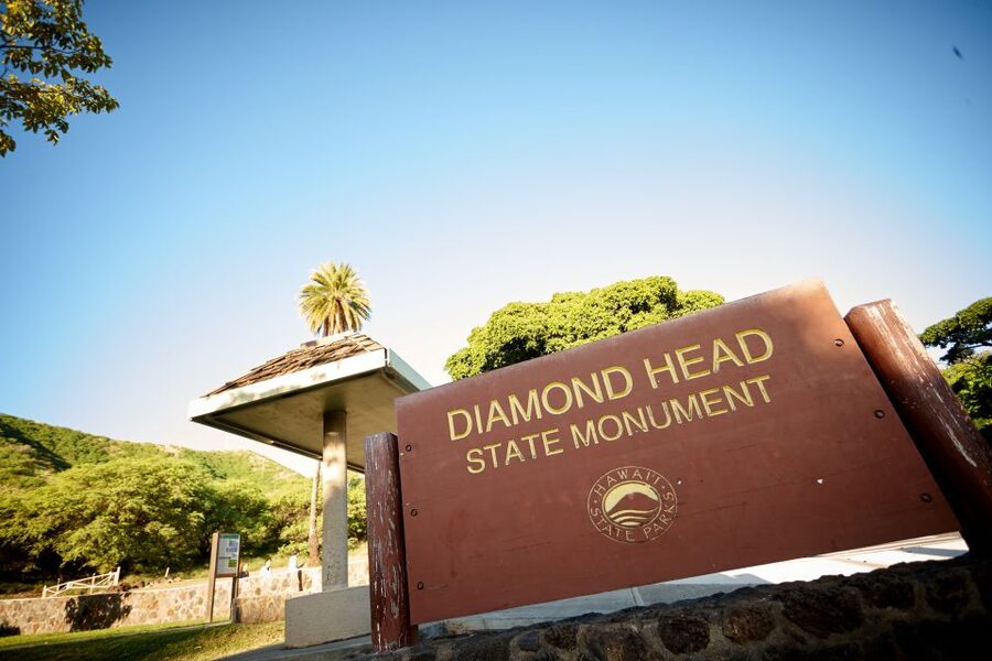Oahu: Diamond Head Hike with Roundtrip Transportation - Why an early Diamond Head start works so well