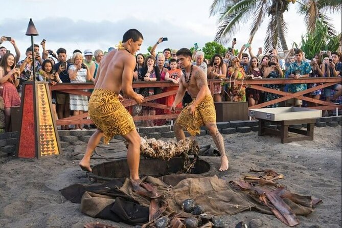 Oahu: Germaine's Luau - Drinks and package choices