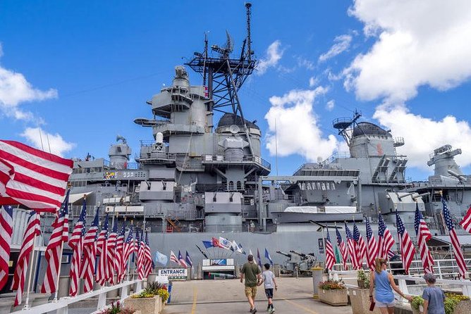 Oahu: Pearl Harbor Complete Experience Passport - Touring the USS Missouri on Ford Island
