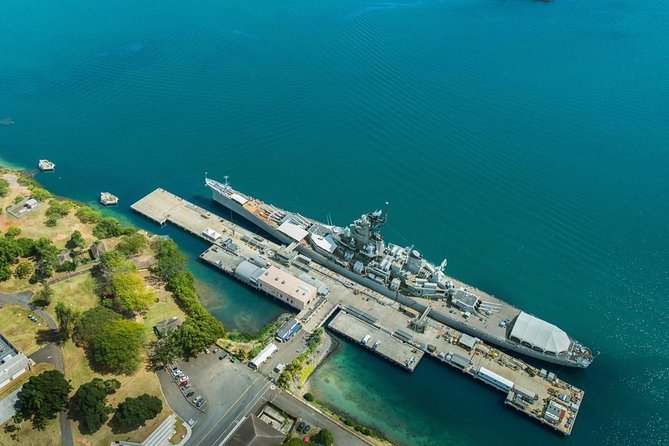 Oahu: Pearl Harbor USS Arizona Memorial & Battleship Missouri - Boarding the USS Missouri, the Mighty Mo