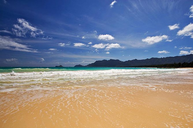 Oahu's Ultimate Tour: Dole, Turtle Snorkel, Pali Lookout & More - Nuʻuanu Pali and the windward coast