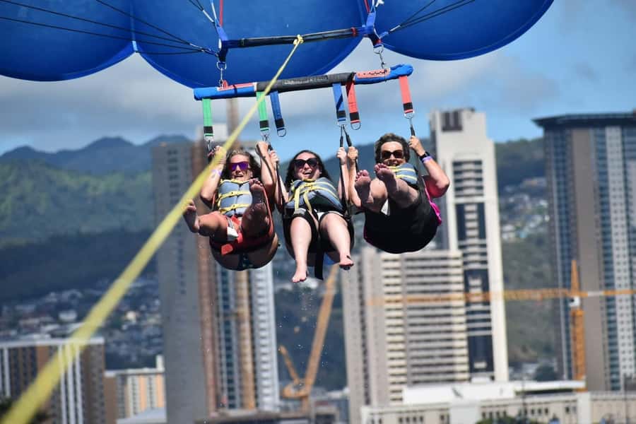 Oahu: Waikiki Parasailing - Key points to know before booking