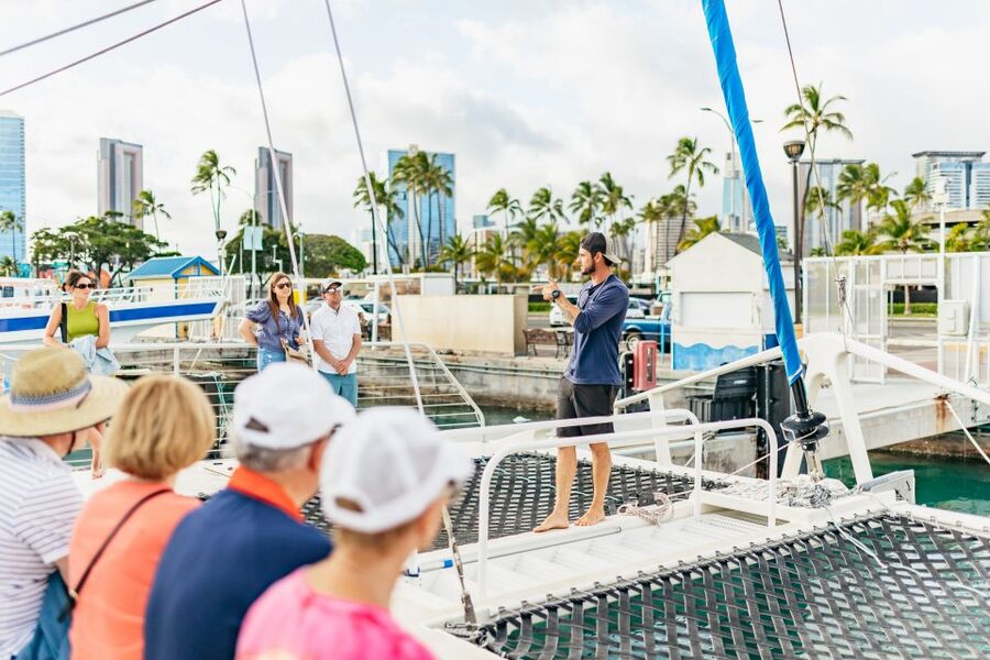 Oahu: Waikiki Sunset Catamaran Cocktail Cruise - Should you book the Waikīkī sunset catamaran cruise?