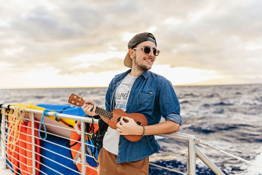 Oahu: Waikiki Sunset Catamaran Cocktail Cruise - Who will enjoy this cruise most?