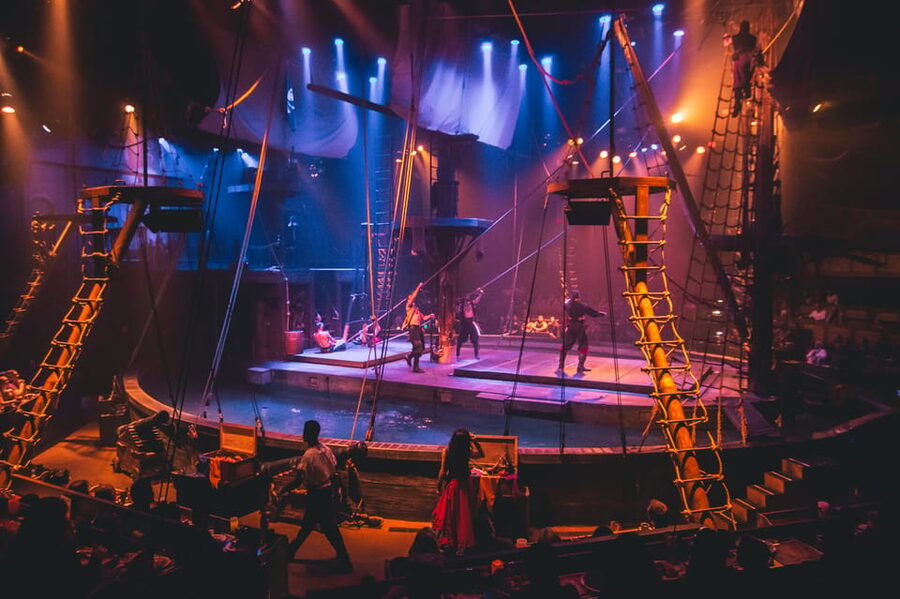 Orlando: Pirates Adventure Dinner Show with Drinks - Allow time for the Marketplace before the show