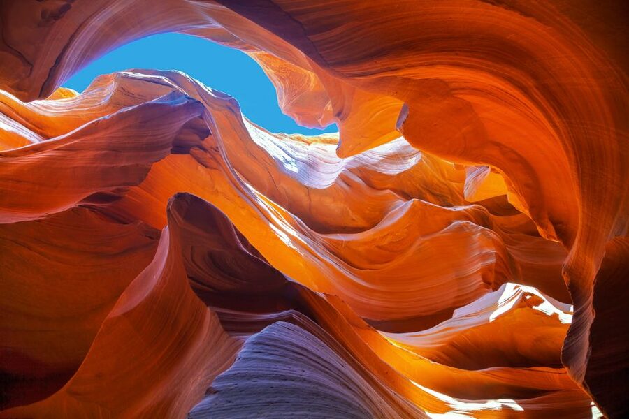 Page: Antelope Canyon X Guided Tour - The descent into Canyon X