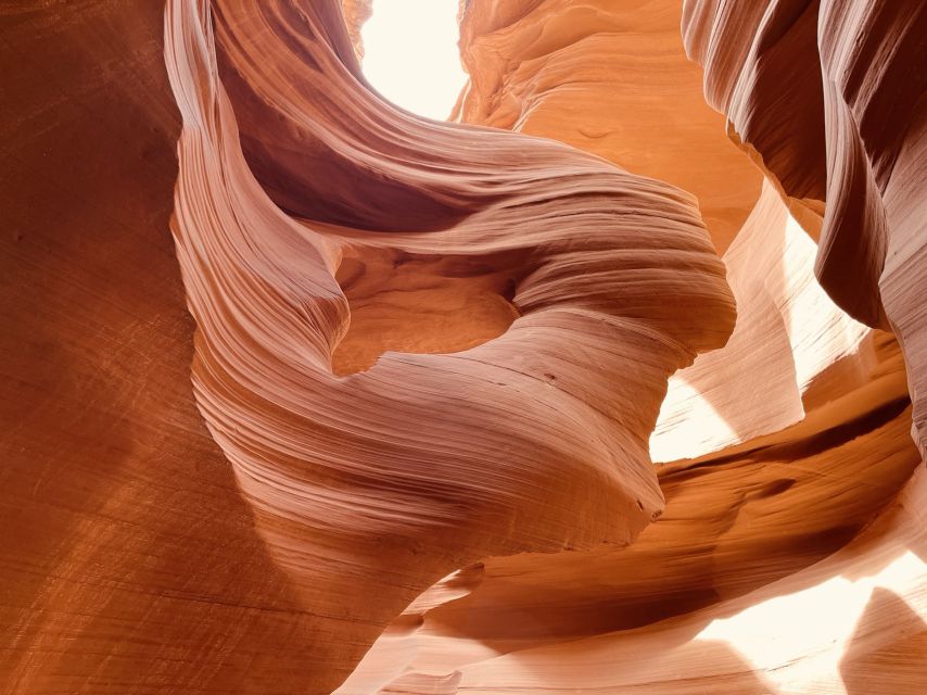 Page: Lower Antelope Canyon Tour with Trained Navajo Guide - Meeting at Ken’s Tours and getting ready