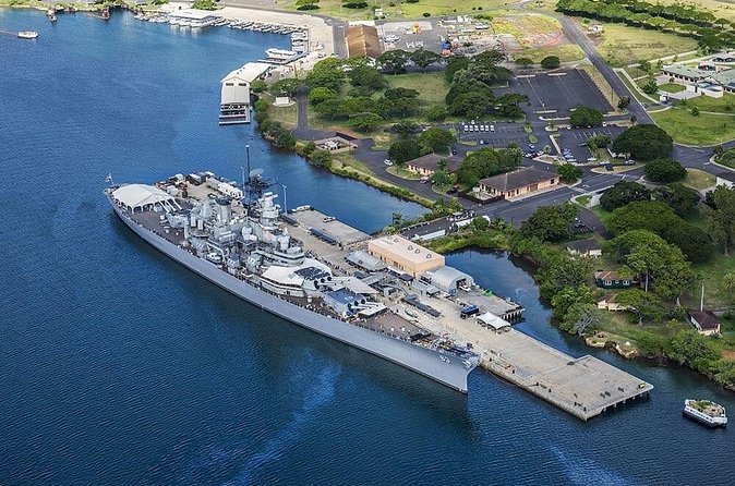Pearl Harbor, National Memorial Cemetery and Honolulu City Tour - The guide can shape the entire Honolulu portion