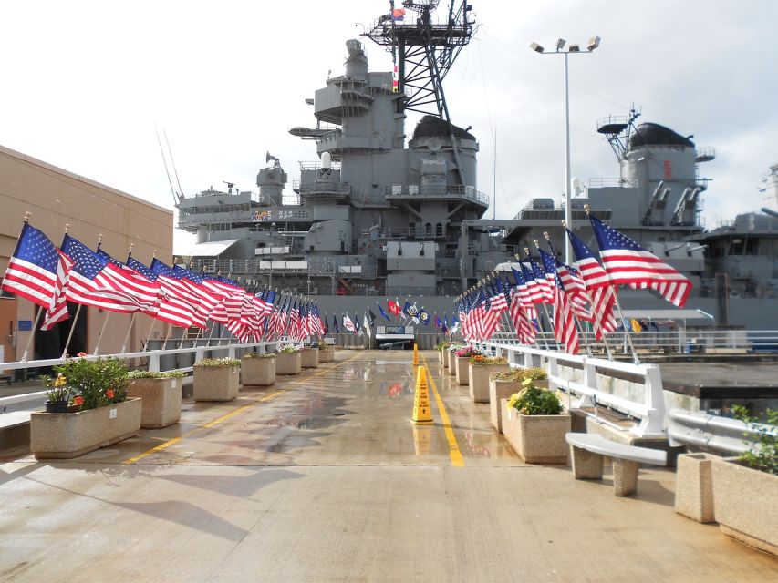Pearl Harbor: USS Arizona Memorial & Battleship Missouri - Waikiki pickup makes the logistics easier