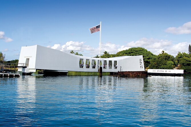 Pearl Harbor, USS Arizona Memorial & Honolulu City Tour - Pearl Harbor first, Honolulu landmarks second