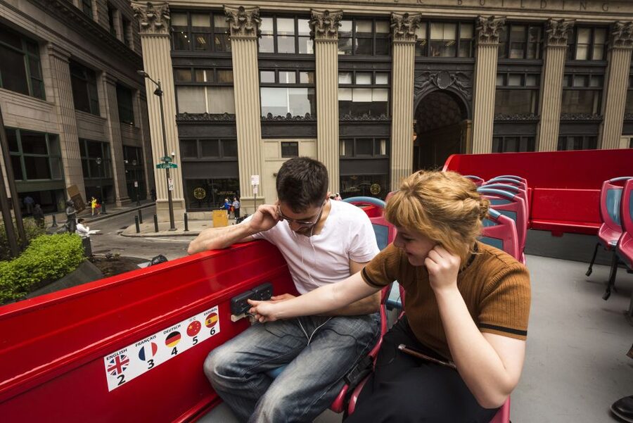 Philadelphia: Double-Decker Hop-on Hop-off Sightseeing Tour - Independence Mall gives you America’s beginning