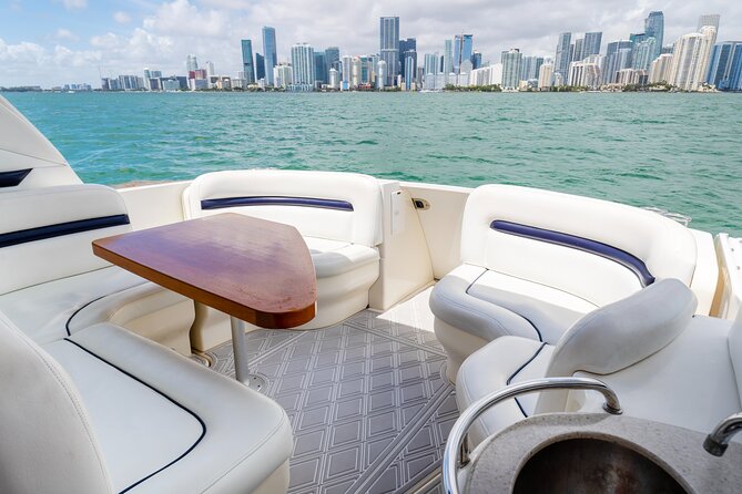 Private tour for 12 people on a 40 ft Yacht, Ft Lauderdale bay - Price, captain fees, and what you receive