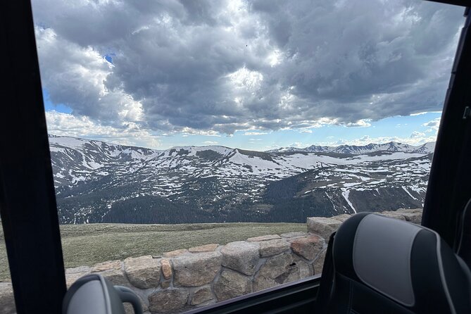 Retractable Glass Top Tour in Rocky Mountain National Park - The guide shapes the day