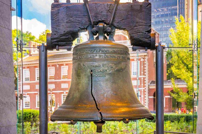 Revolution and the Founders: History Tour of Philadelphia - America’s first presidential home and Congress Hall
