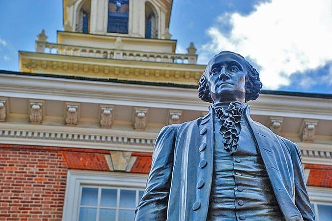 Revolution and the Founders: History Tour of Philadelphia - Banks, power, and arguments after independence
