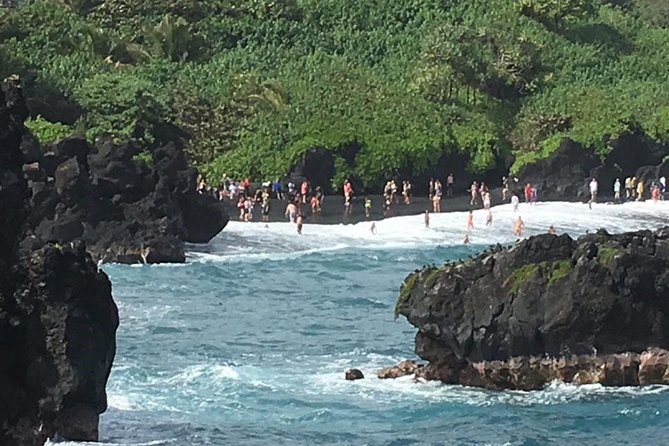 Road to Hana: Full-Day Scenic Drive with Blacksand & Waterfalls - Pua‘a Ka‘a is the best chance to get wet