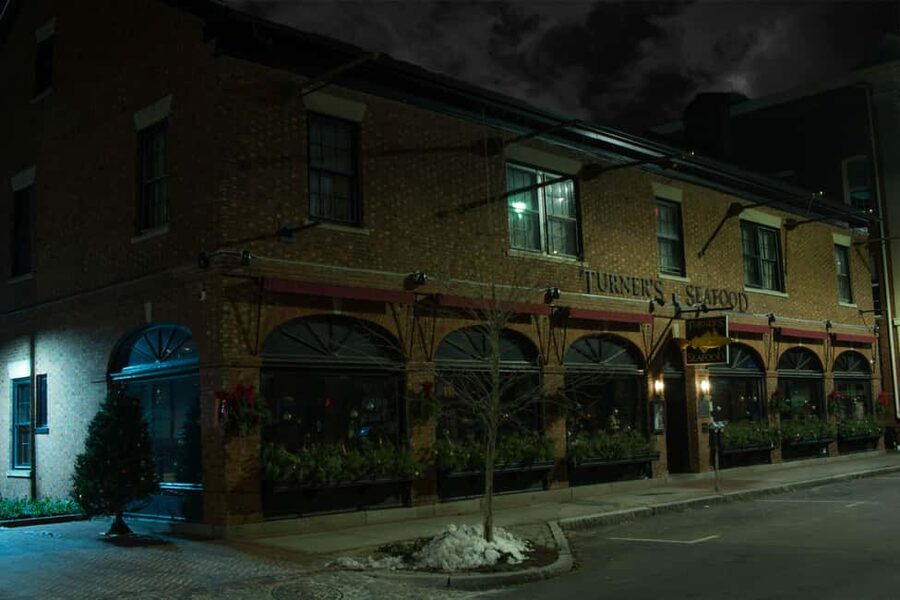 Salem: Boos and Brews Haunted Pub Crawl - Mercy Tavern and the bootlegger connection