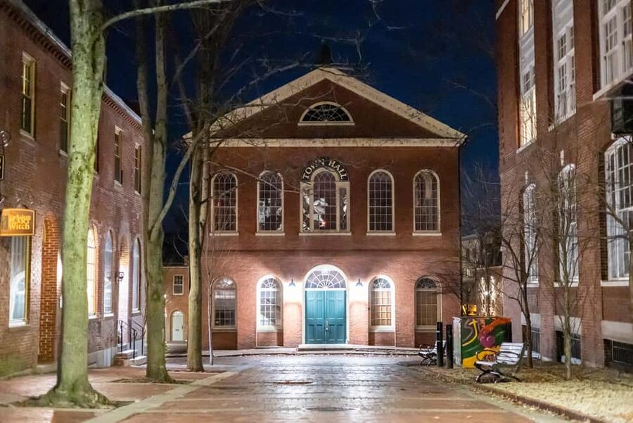 Salem Ghost Tours: Witches & Wicked Whispers - Meeting near Salem Old Town Hall