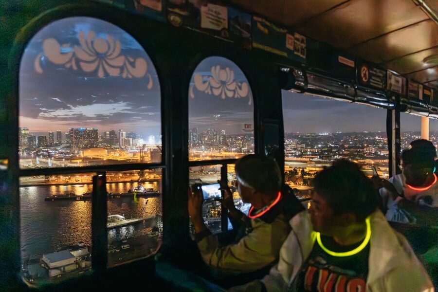 San Diego: City Lights Night Trolley Tour - Balboa Park under lights