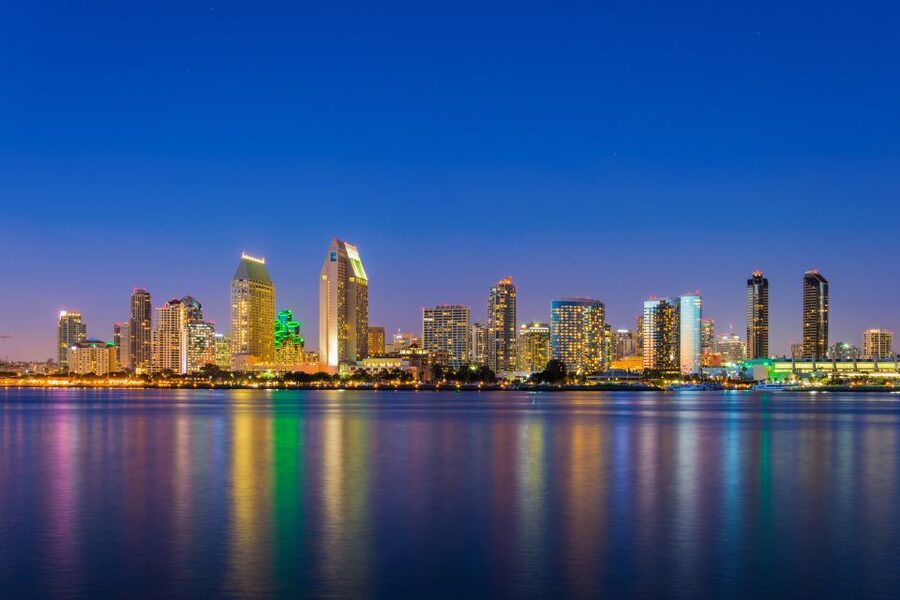 San Diego: City Lights Night Trolley Tour - The guide, music, and tone of the ride