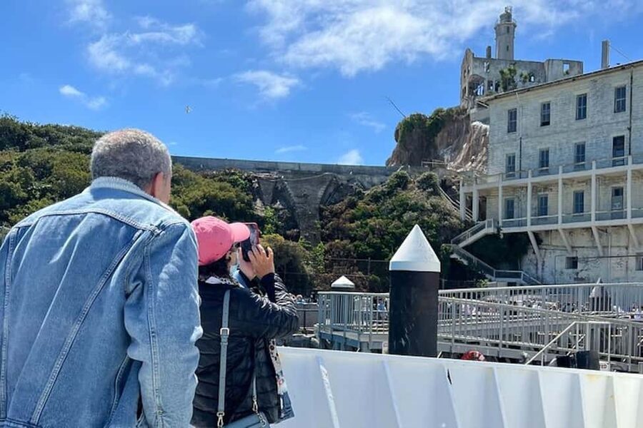 San Francisco: Alcatraz, Ferry & Audio Tour w/ Night Option - Key points at a glance
