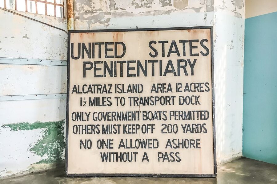 San Francisco: Alcatraz, Fisherman’s Wharf & Optional Extras - Inside Alcatraz with the audio tour