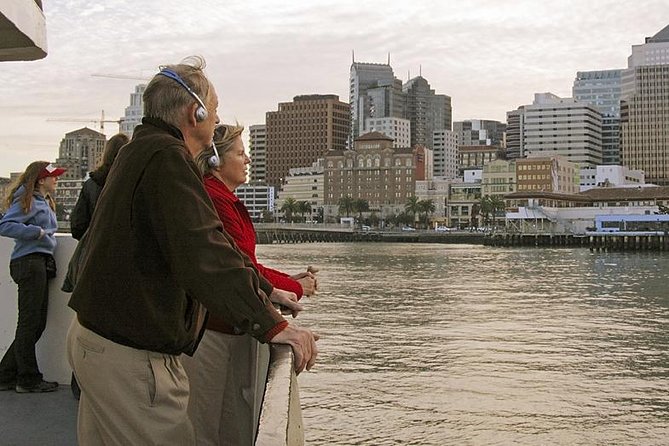 San Francisco: Bridge to Bridge Cruise (90-minutes) - Under the Golden Gate Bridge