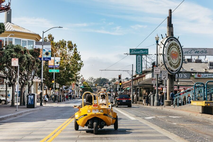 San Francisco: Golden Gate Bridge and Lombard GoCar Tour - How the GPS guide actually helps