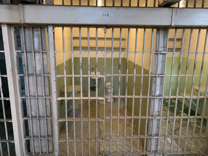 San Francisco: Inside Alcatraz Tour with Bay Cruise - Returning by ferry is flexible, but not instant