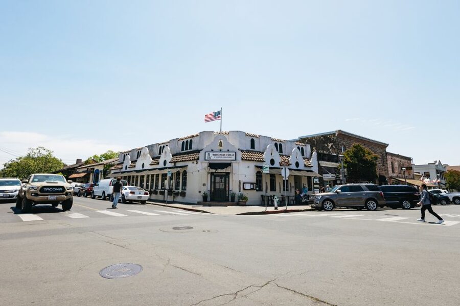 San Francisco: Muir Woods, Napa & Sonoma Valley Wine Tour - Muir Woods: a short walk among giant redwoods