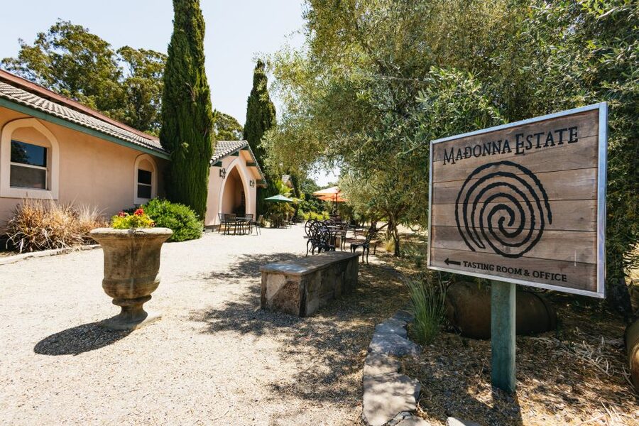 San Francisco: Napa and Sonoma Valley Wine Tour - How much wine and food should you expect?