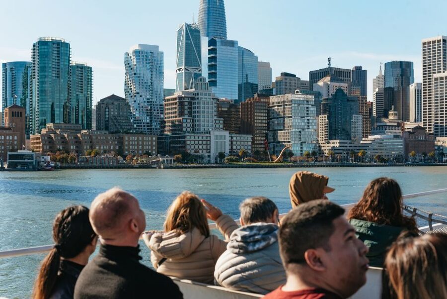 San Francisco: Skip-the-Line Escape from The Rock Bay Cruise - Pier 39, sea lions, and the first bay views