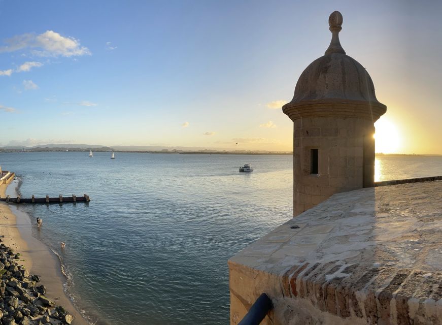 San Juan: Old Town Sunset Walking Tour - Antiguo Palacio de la Intendencia and colonial government