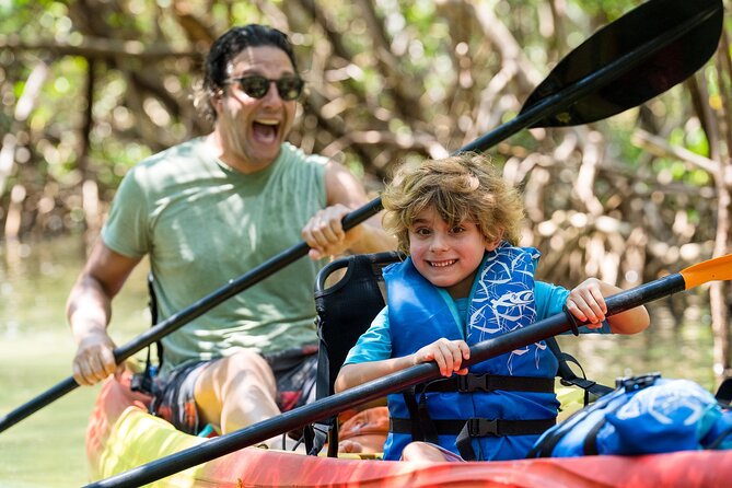 Sarasota Mangrove Tunnel Guided Kayak Adventure - The guides shape the quality of the outing