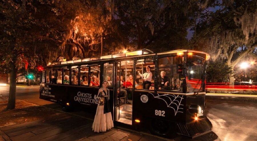 Savannah: Ghosts and Gravestones Tour with Low House Entry - FAQ