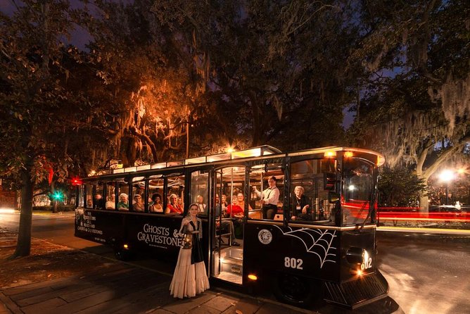 Savannah Ghosts & Gravestones Trolley Tour - What the 75-minute trolley ride is really like