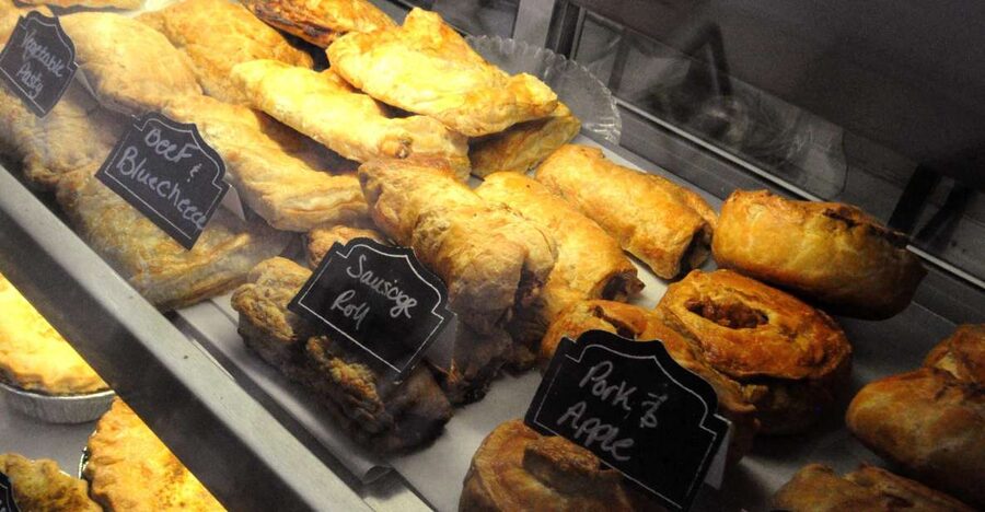 Savannah: Historic District Foodie Walking Tour - Six stops that turn lunch into a city tour