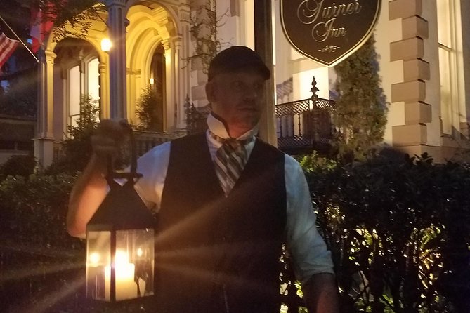 Savannah History and Haunts Candlelit Ghost Walking Tour - What you get for $39