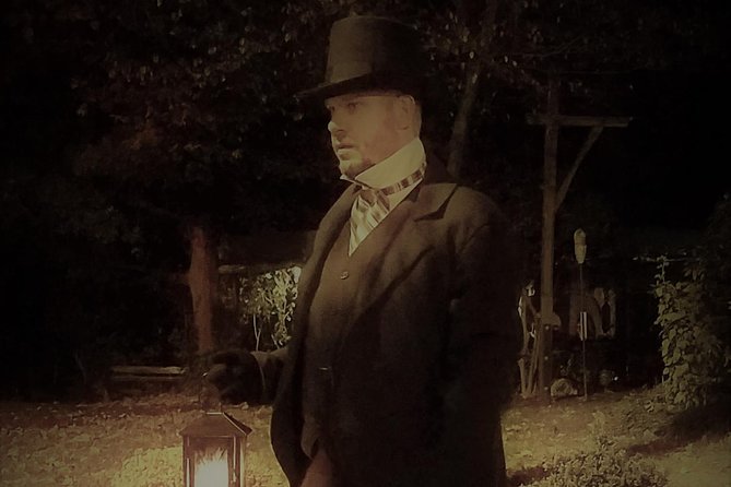 Savannah History and Haunts Candlelit Ghost Walking Tour - Who will enjoy this tour most