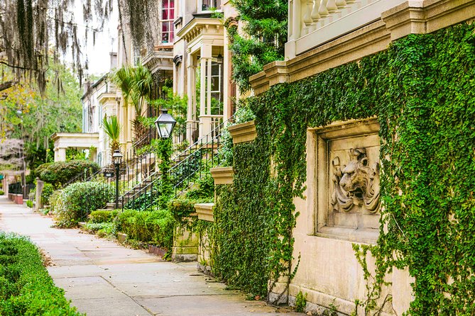 Savannah Land & Sea Combo: City Sightseeing Trolley Tour with Riverboat Cruise - Timing, pickup, and the small details that matter